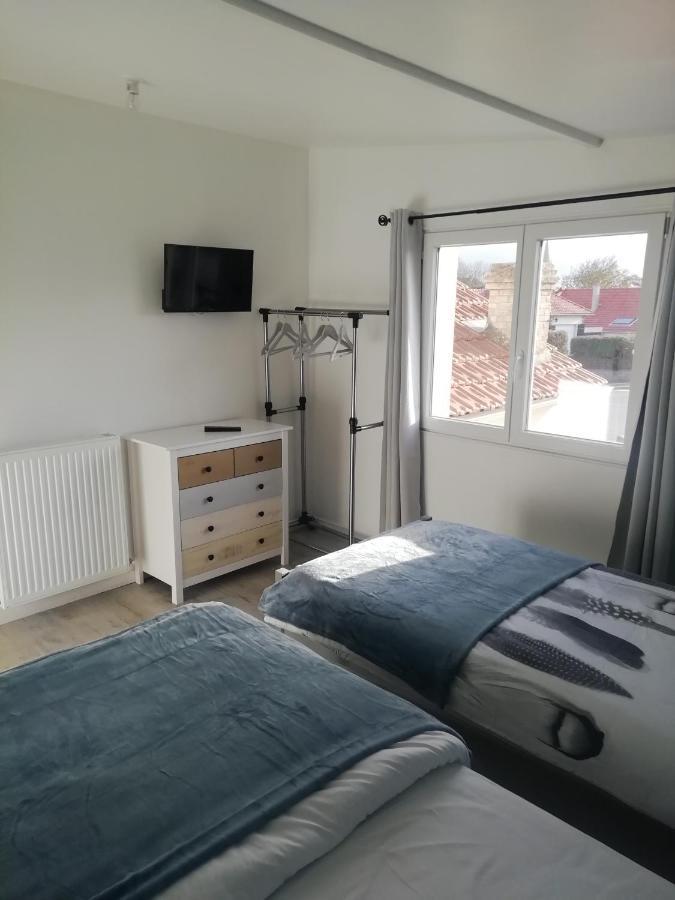 Jolie Maison A 200 M Des Plages Du Debarquement Saint-Aubin-Sur-Mer  Dış mekan fotoğraf